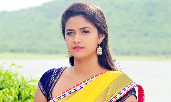nayanthara,roll model,keerthi suresh,nenu sailaja,rajini murugan  నయనతారే నాకు రోల్ మోడల్ అంటోంది!! 
